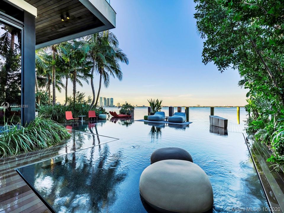 Recently Sold: $23,750,000 (5 beds, 5 baths, 0 Square Feet)