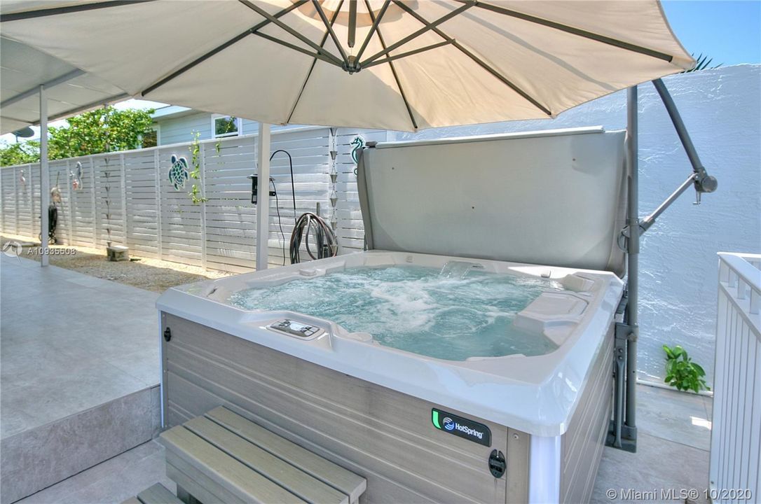 Refreshing Hot Tub