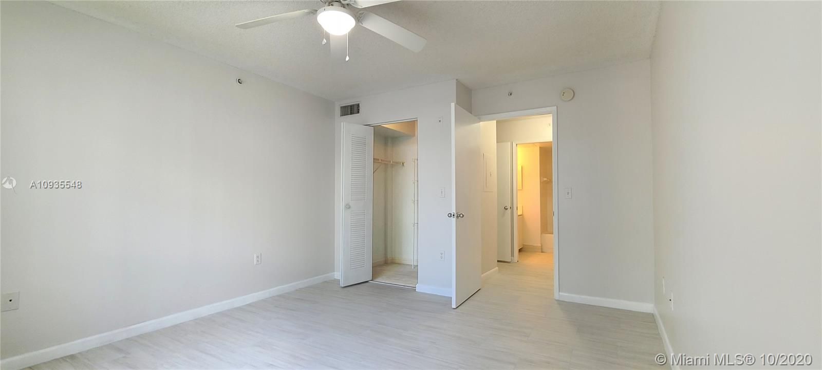 Recently Rented: $1,525 (2 beds, 2 baths, 1076 Square Feet)