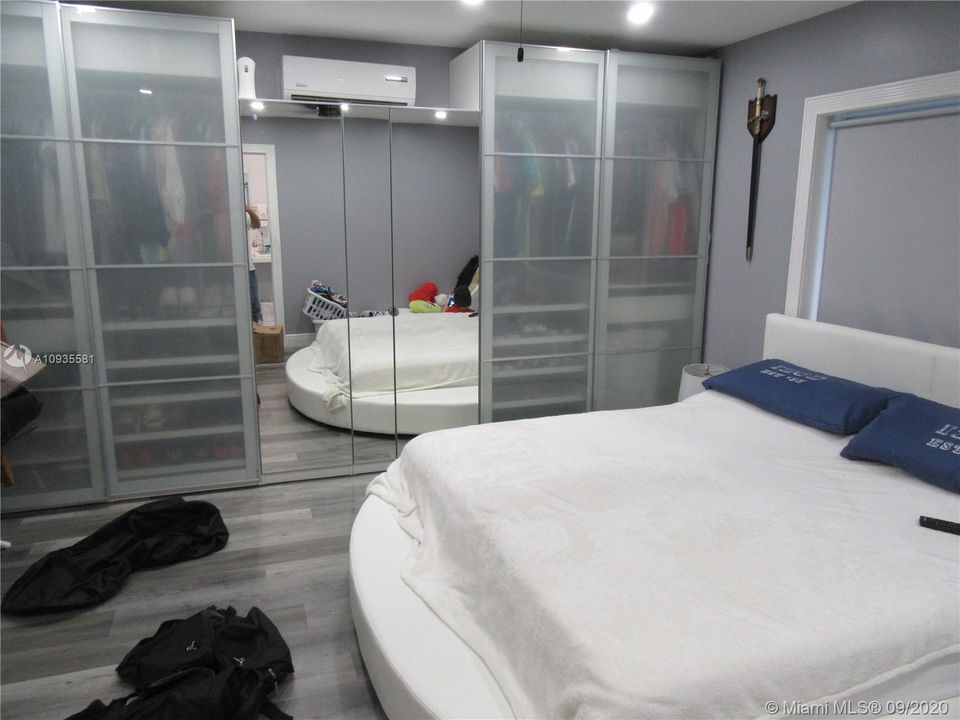 Recientemente alquilado: $2,200 (4 camas, 2 baños, 2036 Pies cuadrados)