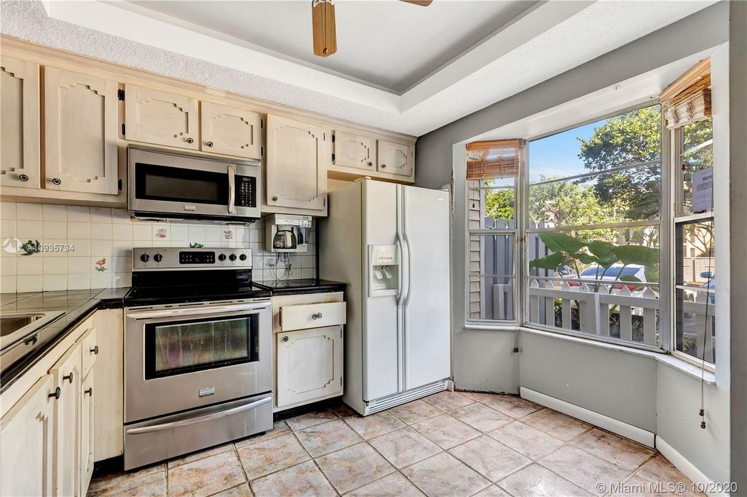 Vendido Recientemente: $119,900 (2 camas, 1 baños, 1040 Pies cuadrados)