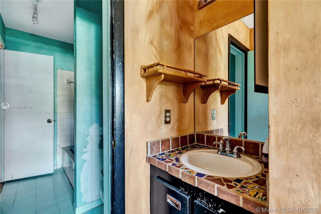 Vendido Recientemente: $119,900 (2 camas, 1 baños, 1040 Pies cuadrados)