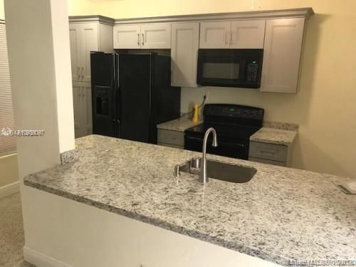 Recently Rented: $1,200 (1 beds, 1 baths, 0 Square Feet)