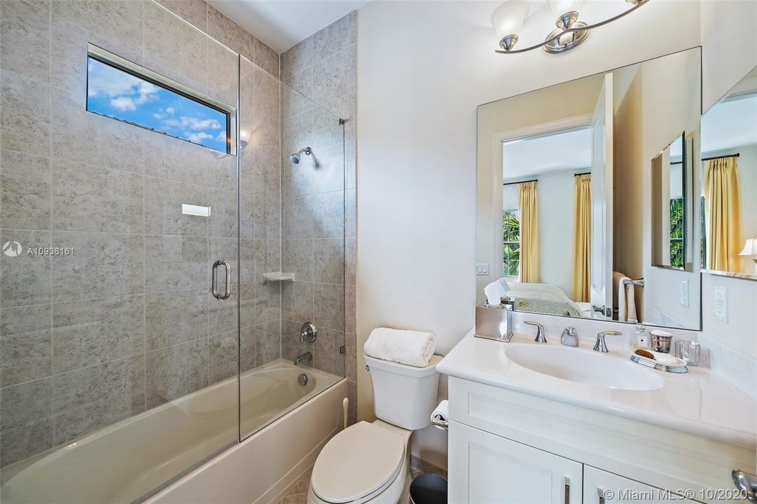 Guest Bedroom bath on second floor