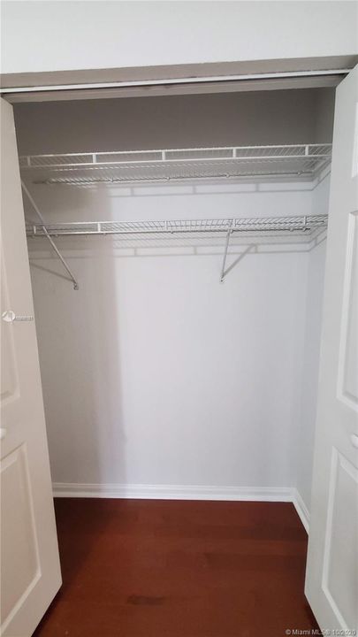 Recently Rented: $2,650 (3 beds, 2 baths, 1495 Square Feet)