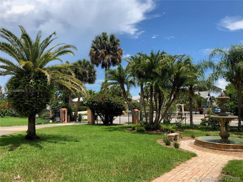 Recently Sold: $800,000 (10 beds, 5 baths, 0 Square Feet)