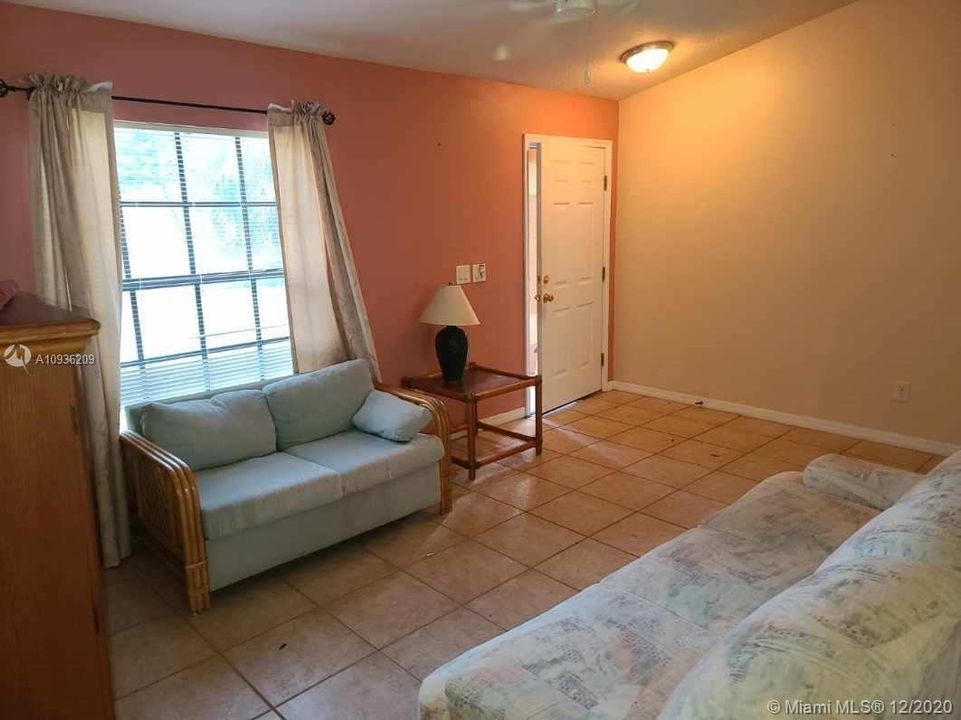 Recently Sold: $800,000 (10 beds, 5 baths, 0 Square Feet)