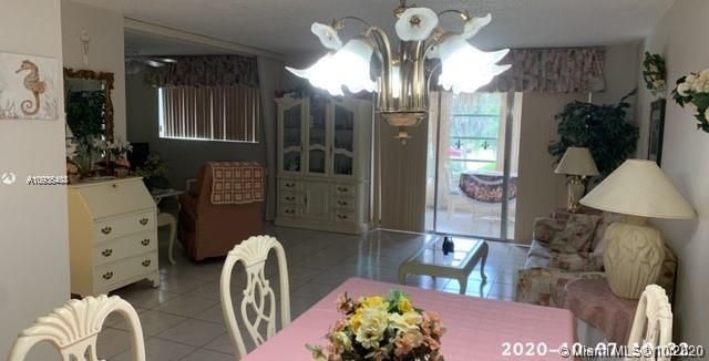 Vendido Recientemente: $59,950 (1 camas, 1 baños, 901 Pies cuadrados)