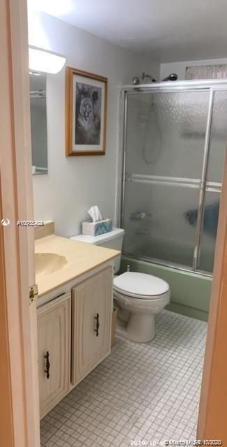 Vendido Recientemente: $59,950 (1 camas, 1 baños, 901 Pies cuadrados)