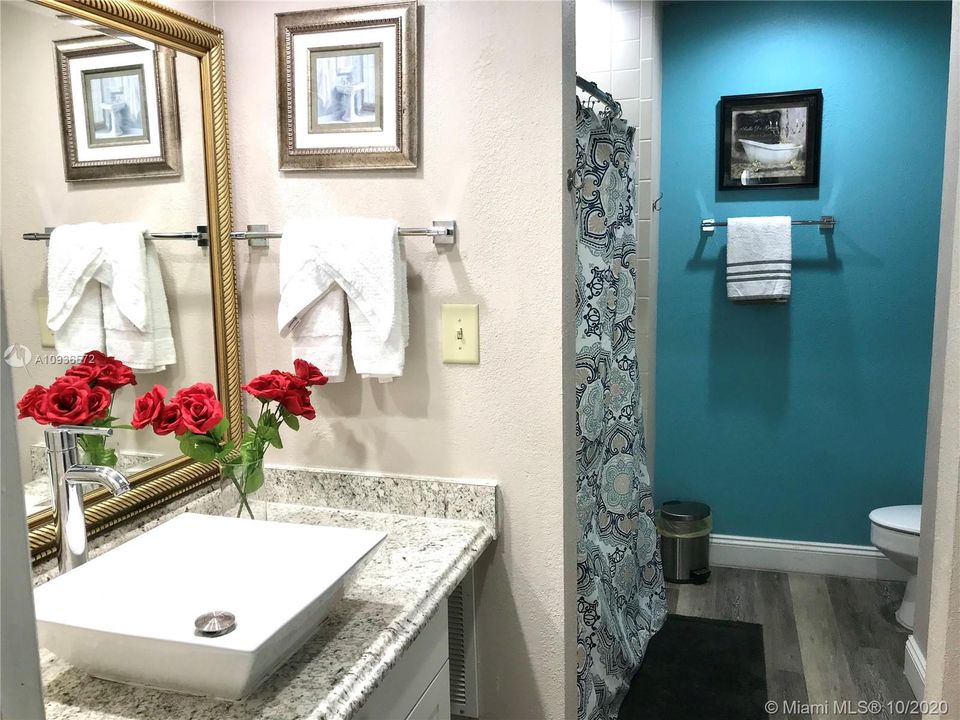 Recently Sold: $135,000 (1 beds, 1 baths, 524 Square Feet)