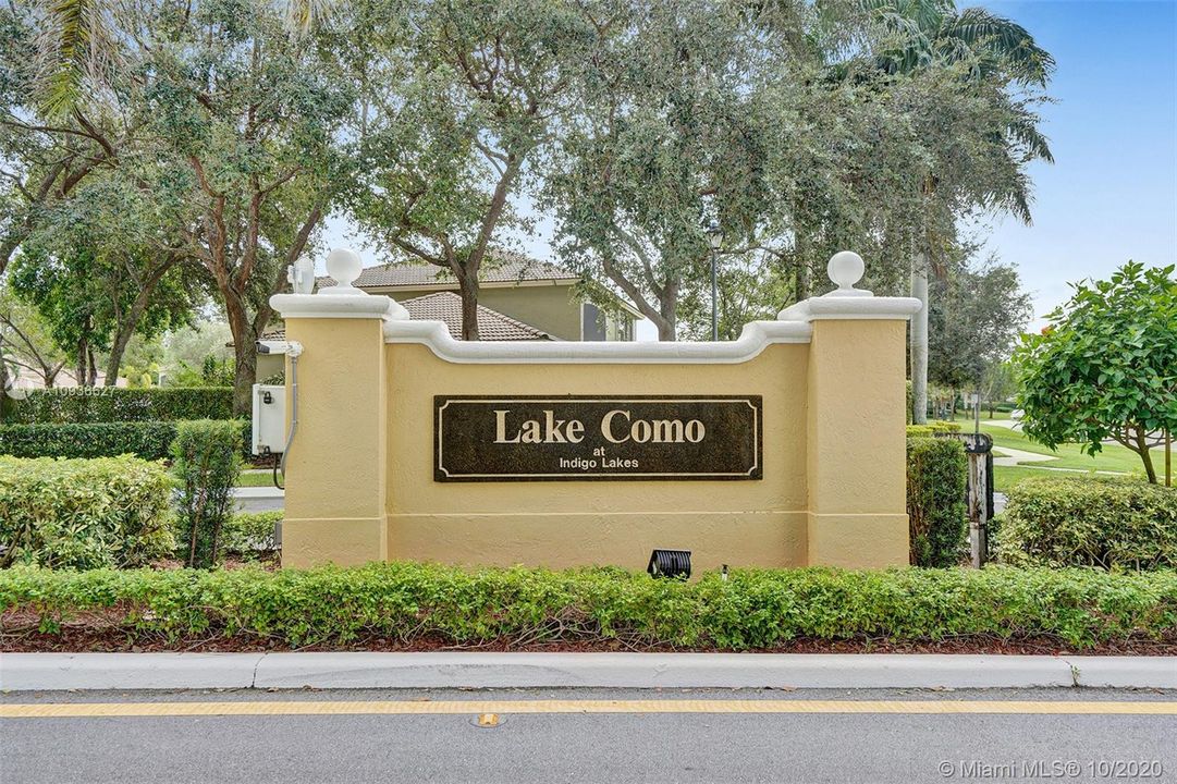 Recently Sold: $429,800 (4 beds, 2 baths, 2152 Square Feet)
