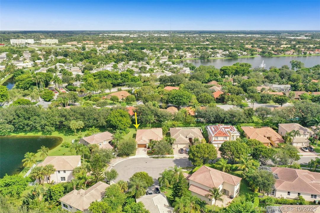 Recently Sold: $429,800 (4 beds, 2 baths, 2152 Square Feet)