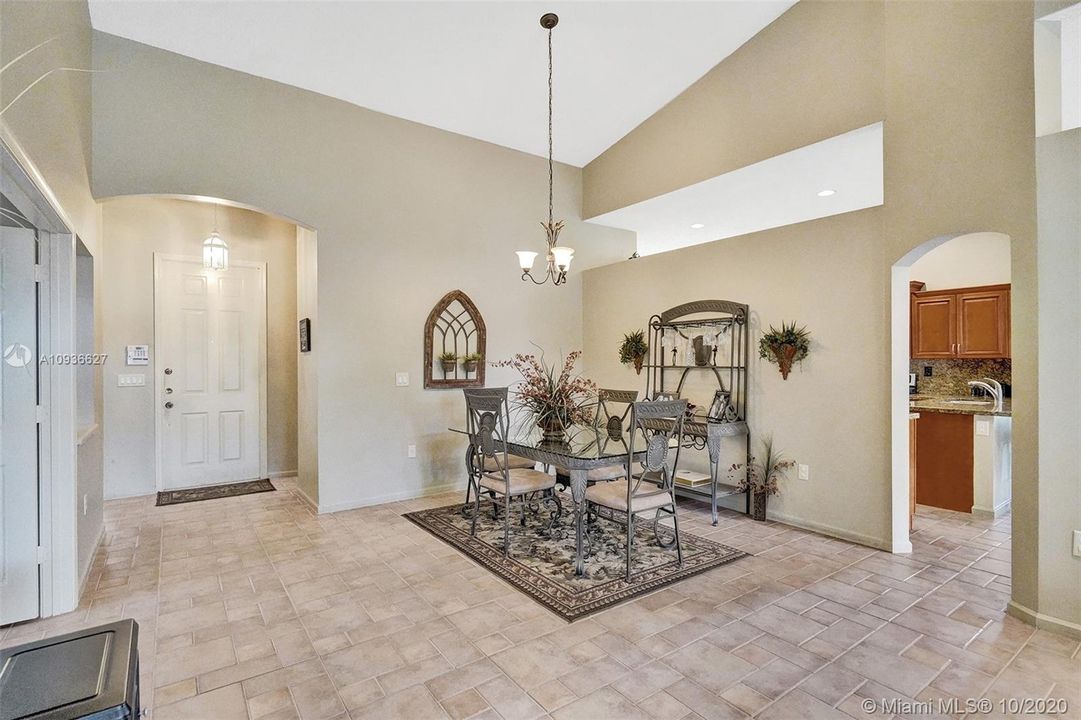 Recently Sold: $429,800 (4 beds, 2 baths, 2152 Square Feet)
