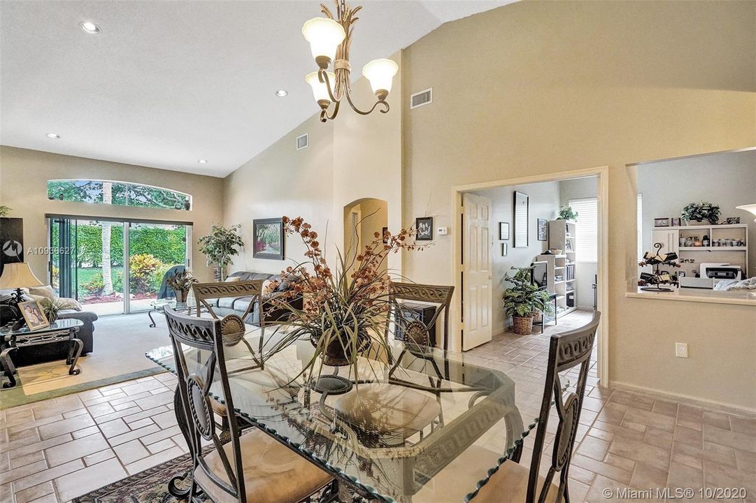 Recently Sold: $429,800 (4 beds, 2 baths, 2152 Square Feet)
