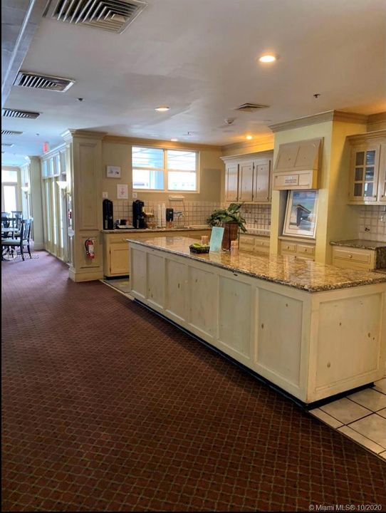 Recently Sold: $135,000 (1 beds, 1 baths, 524 Square Feet)
