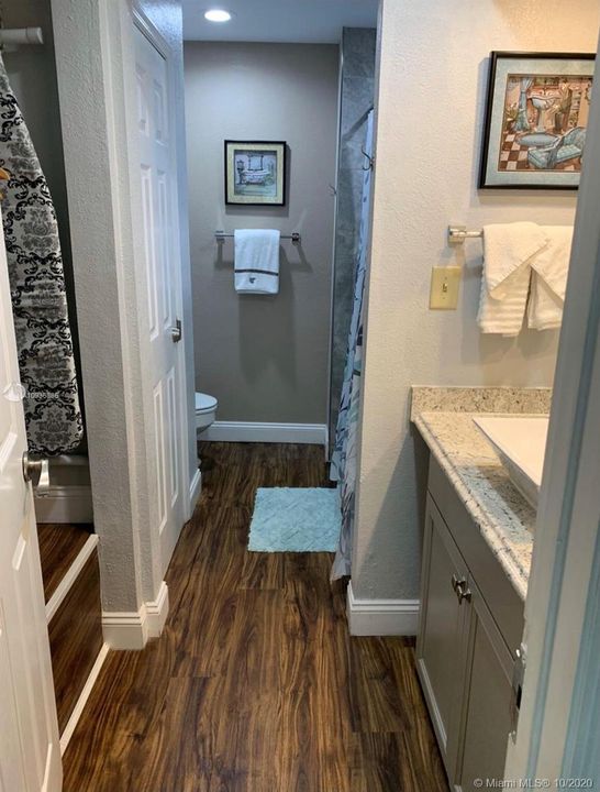 Recently Sold: $135,000 (1 beds, 1 baths, 524 Square Feet)