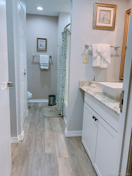 Vendido Recientemente: $135,000 (1 camas, 1 baños, 524 Pies cuadrados)