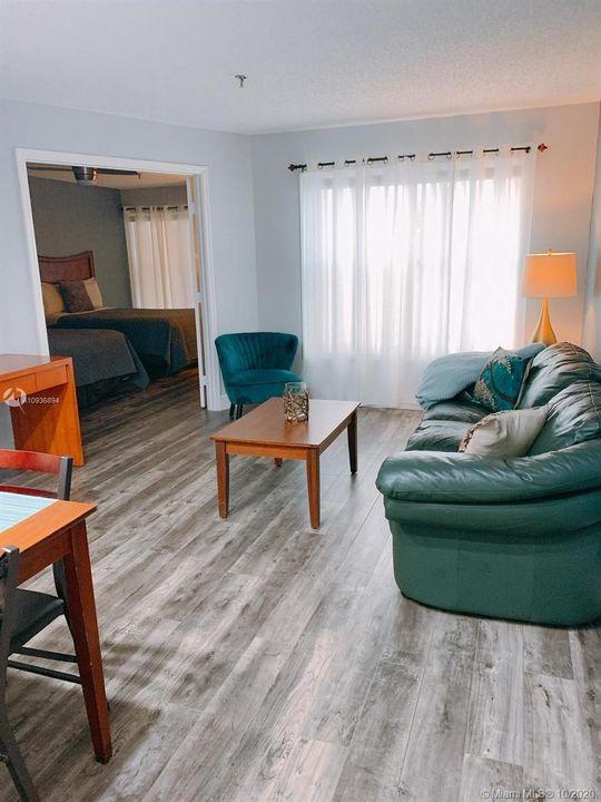 Vendido Recientemente: $135,000 (1 camas, 1 baños, 524 Pies cuadrados)