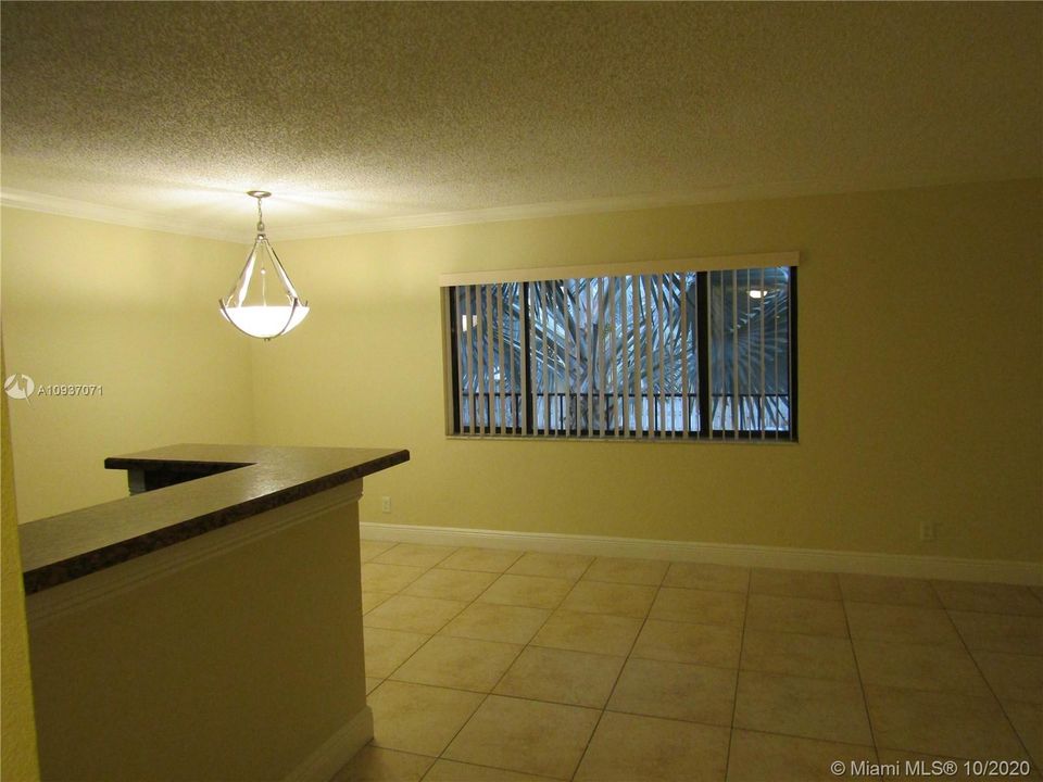 Недавно арендовано: $1,425 (2 спален, 2 ванн, 980 Квадратных фут)