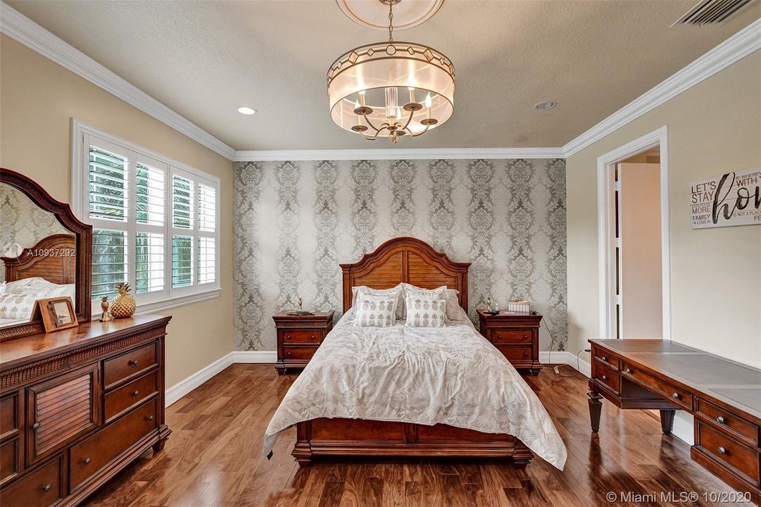 MASTER BEDROOM WITH DOUBLE WALK IN CLOSET