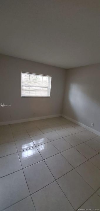 Recientemente alquilado: $2,000 (3 camas, 2 baños, 1500 Pies cuadrados)