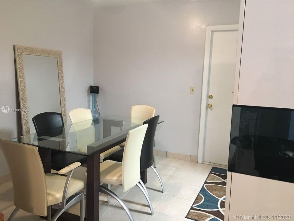 Vendido Recientemente: $129,900 (1 camas, 1 baños, 870 Pies cuadrados)