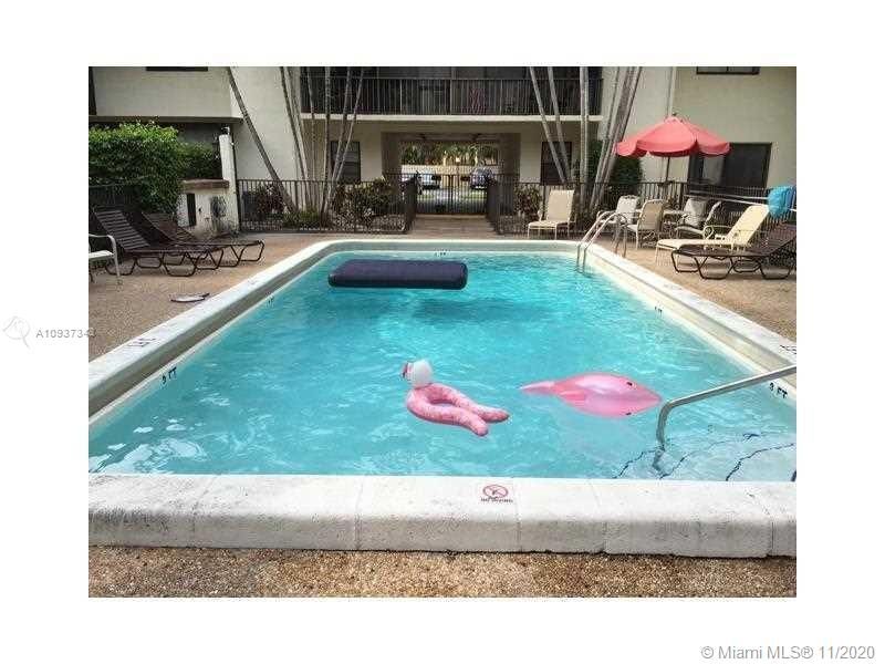 Vendido Recientemente: $129,900 (1 camas, 1 baños, 870 Pies cuadrados)