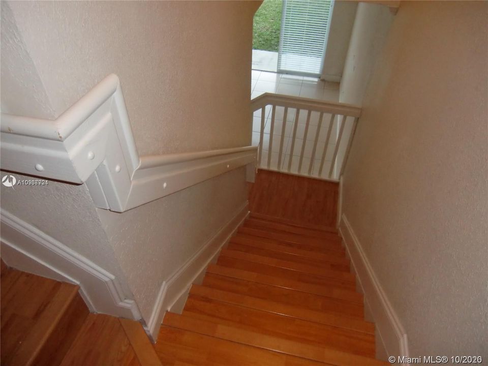 Recently Rented: $1,650 (3 beds, 2 baths, 1459 Square Feet)