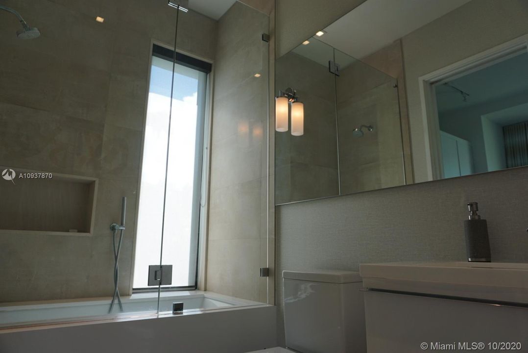 En suite bathroom