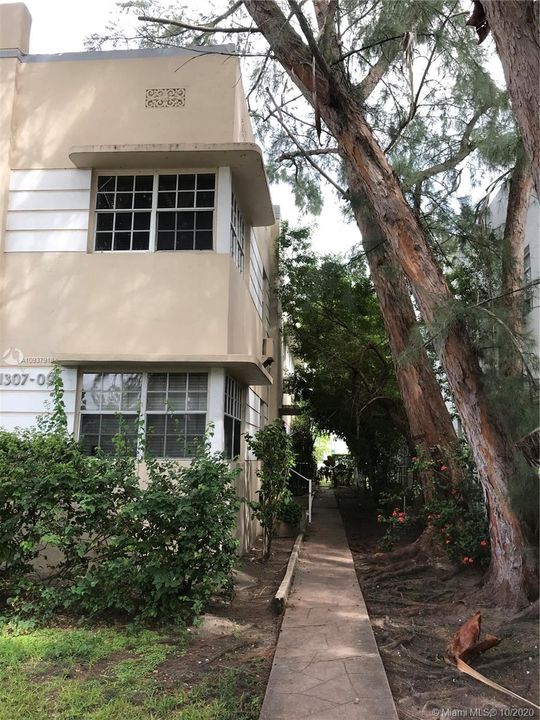 Vendido Recientemente: $150,000 (1 camas, 1 baños, 700 Pies cuadrados)