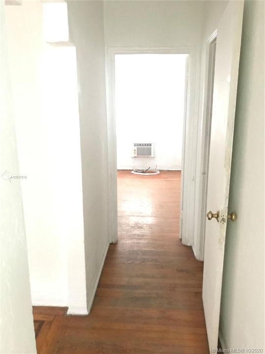 Vendido Recientemente: $150,000 (1 camas, 1 baños, 700 Pies cuadrados)