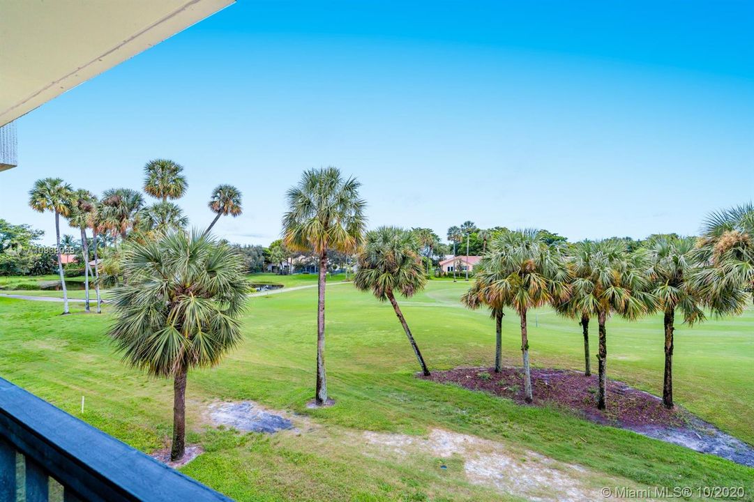 Недавно продано: $109,999 (1 спален, 1 ванн, 850 Квадратных фут)