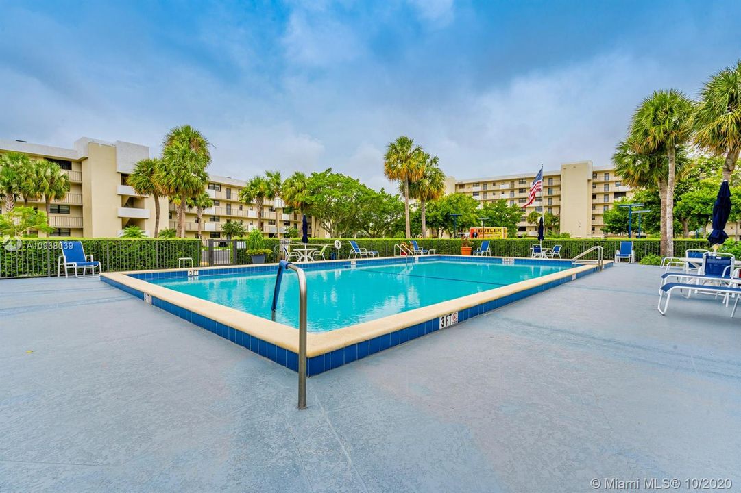 Недавно продано: $109,999 (1 спален, 1 ванн, 850 Квадратных фут)