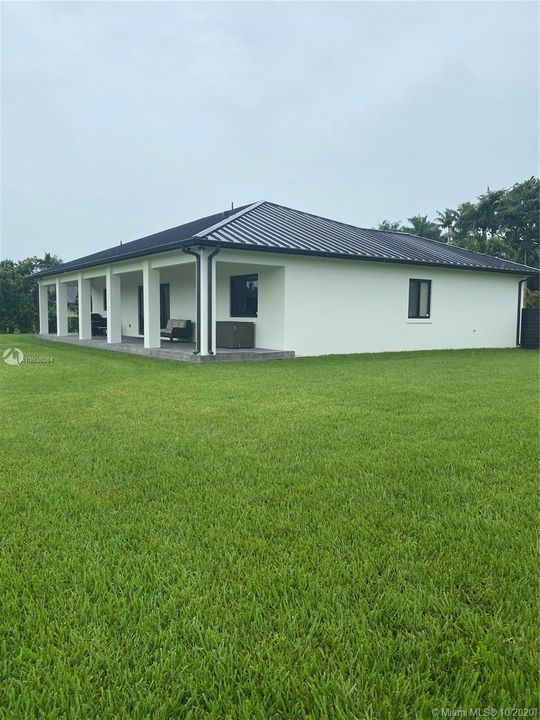 Vendido Recientemente: $599,000 (4 camas, 3 baños, 0 Pies cuadrados)