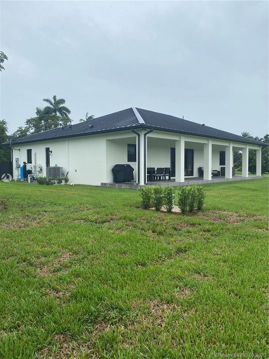 Vendido Recientemente: $599,000 (4 camas, 3 baños, 0 Pies cuadrados)