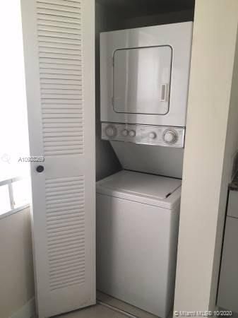 Recently Rented: $1,275 (1 beds, 1 baths, 754 Square Feet)