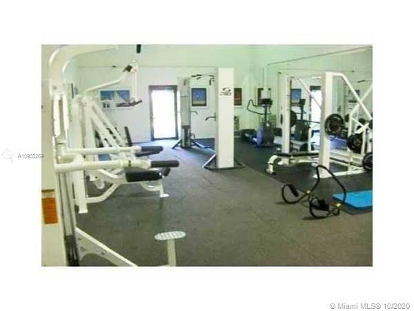 Recently Rented: $1,275 (1 beds, 1 baths, 754 Square Feet)