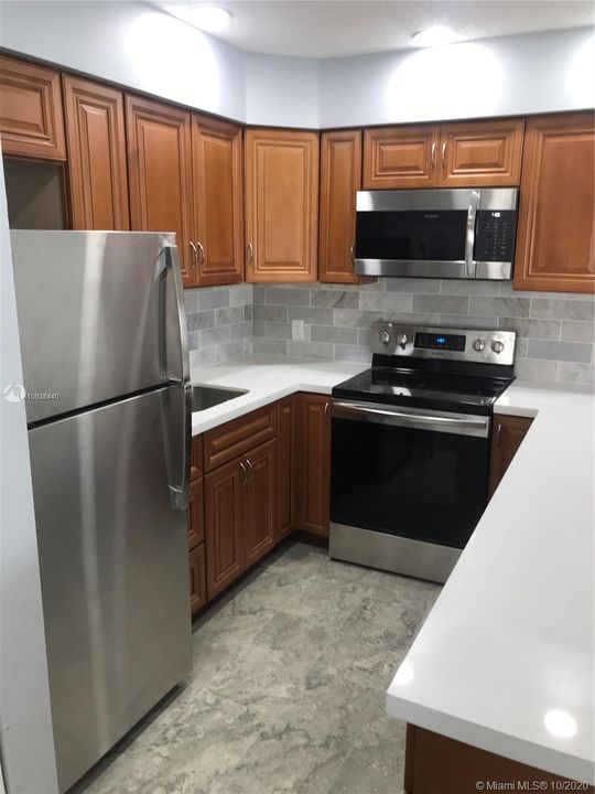 Recientemente alquilado: $1,295 (1 camas, 1 baños, 0 Pies cuadrados)