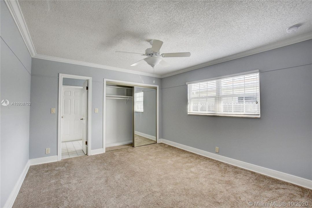 Recently Sold: $399,900 (3 beds, 2 baths, 1699 Square Feet)
