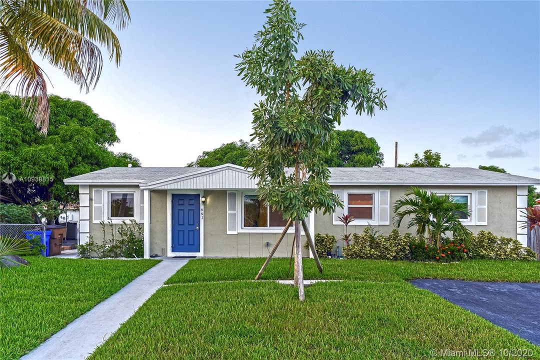 Vendido Recientemente: $340,000 (4 camas, 2 baños, 0 Pies cuadrados)