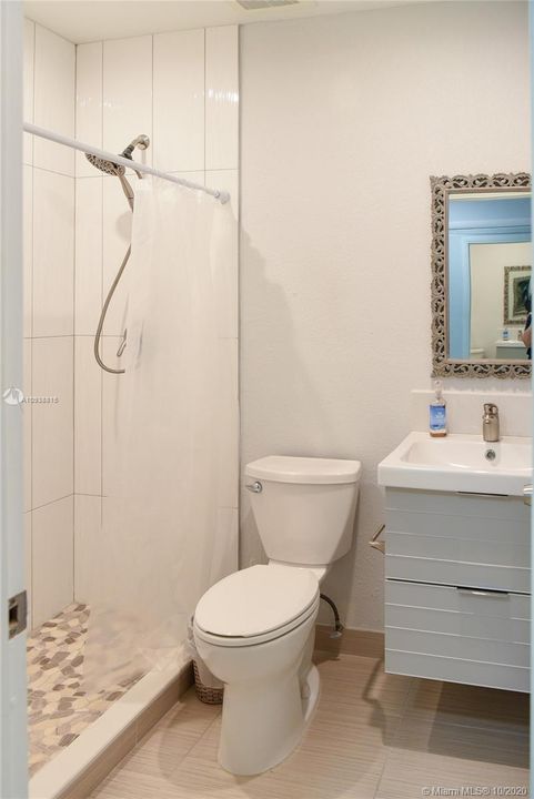 Vendido Recientemente: $340,000 (4 camas, 2 baños, 0 Pies cuadrados)