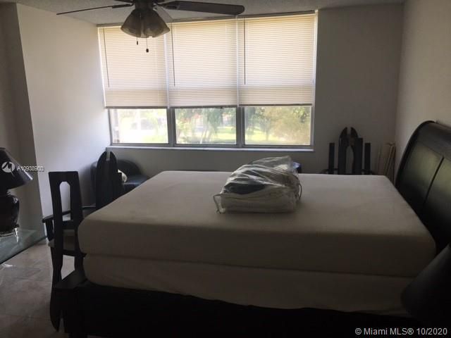 Recently Sold: $79,900 (2 beds, 1 baths, 1100 Square Feet)
