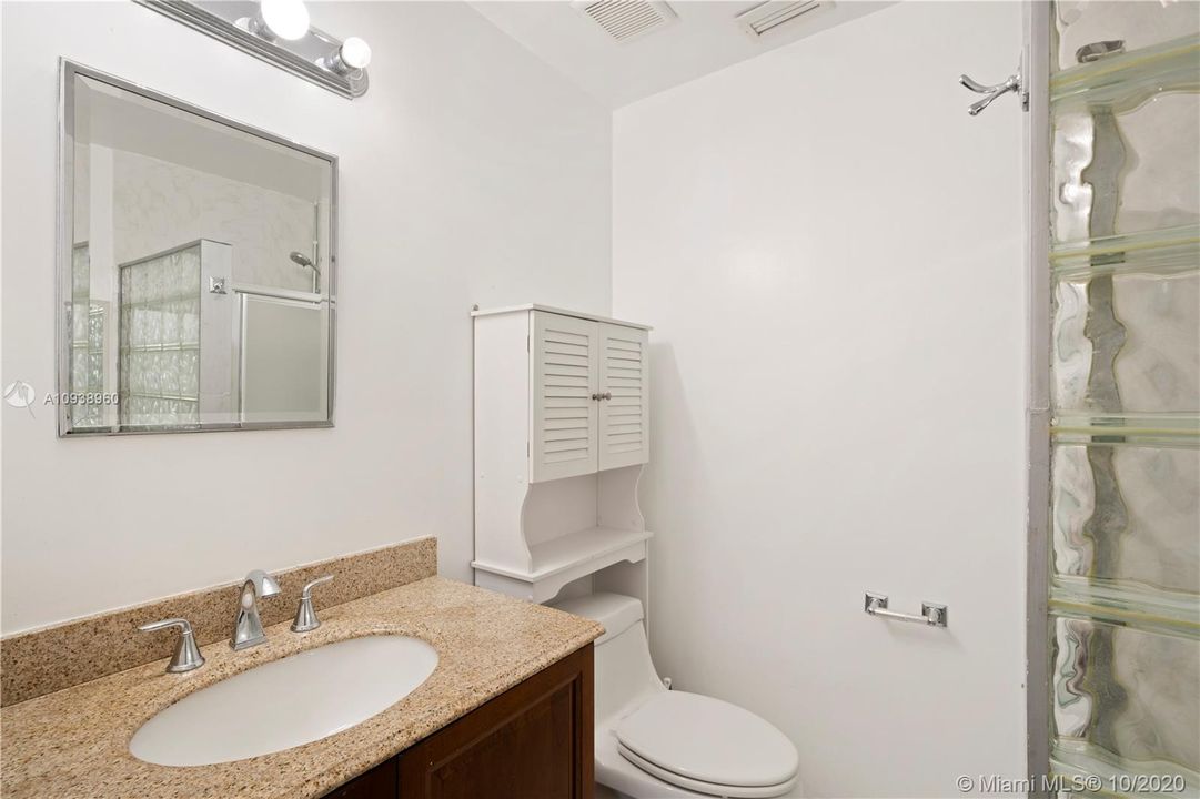 Recently Rented: $3,750 (3 beds, 3 baths, 2221 Square Feet)