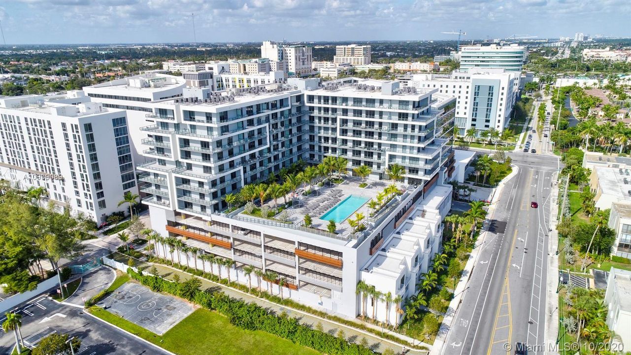 Recently Rented: $3,800 (2 beds, 3 baths, 1683 Square Feet)