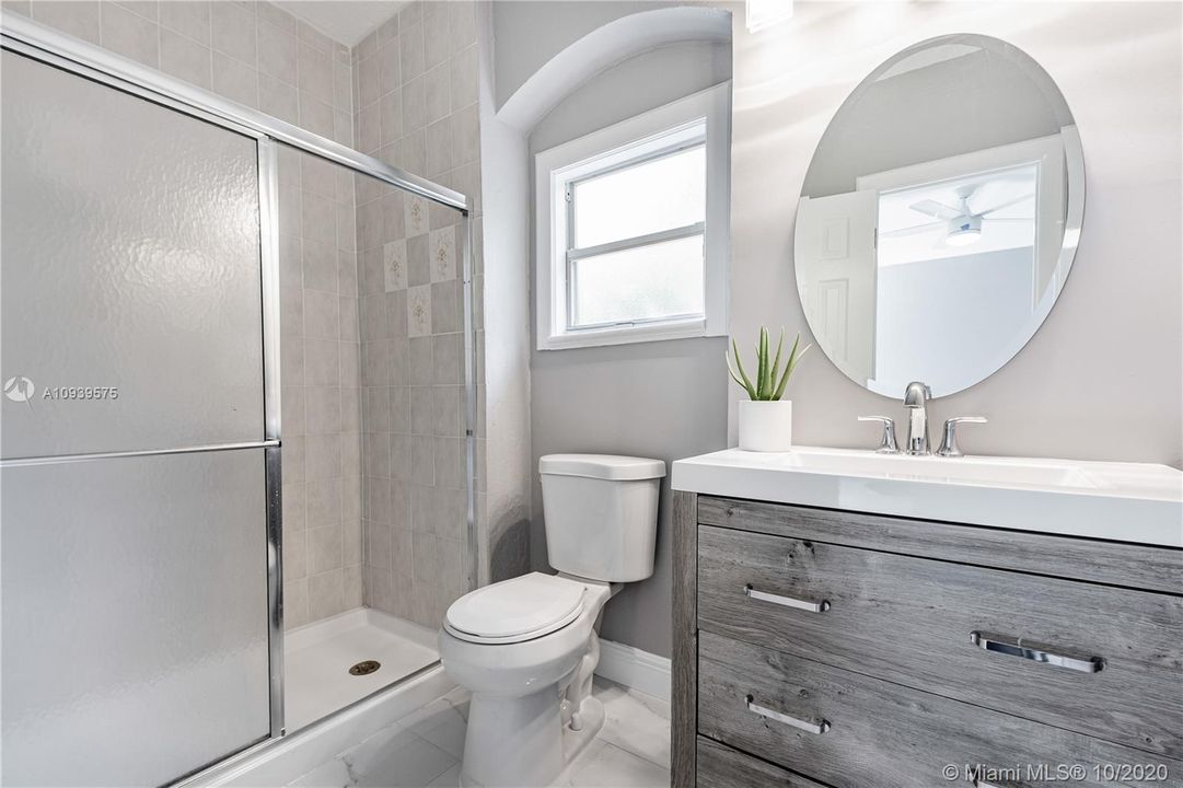 4th Bedroom Bathroom