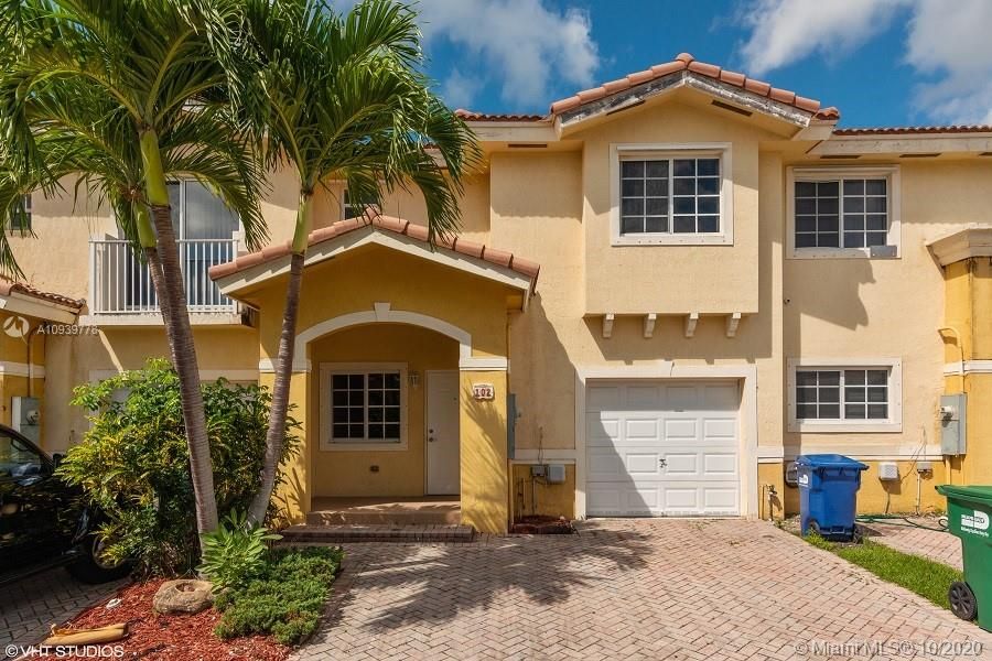Recently Sold: $214,000 (3 beds, 2 baths, 1676 Square Feet)