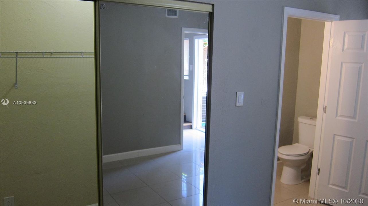 Recientemente alquilado: $1,300 (2 camas, 1 baños, 650 Pies cuadrados)