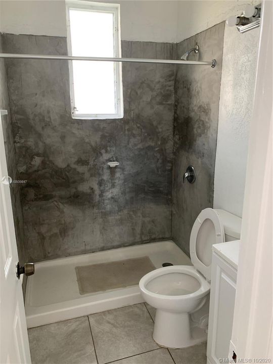 Недавно арендовано: $800 (1 спален, 1 ванн, 300 Квадратных фут)