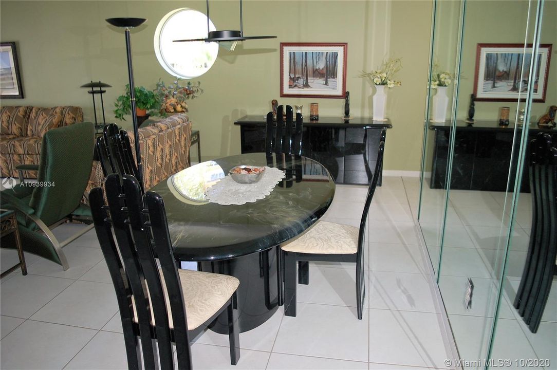 Recently Sold: $339,000 (2 beds, 2 baths, 2054 Square Feet)