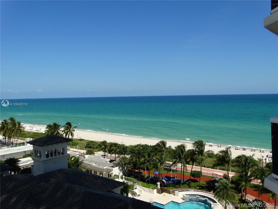 Recently Sold: $950,000 (2 beds, 2 baths, 1550 Square Feet)